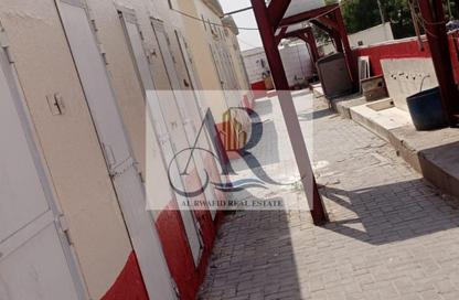 Labor Camp - Studio - 7+ Bathrooms for rent in Al Sajaa S - Al Sajaa - Sharjah Labor Camp - Studio - 7+ Bathrooms for rent in Al Sajaa S - Al Sajaa - Sharjah