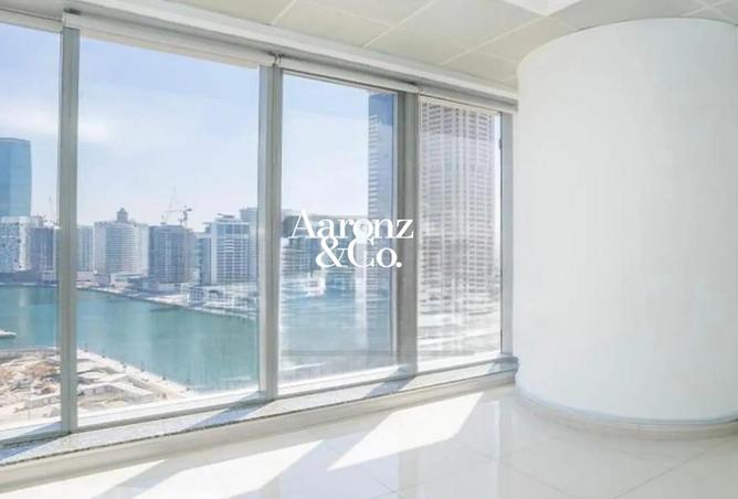 104686000 - Property Image 2