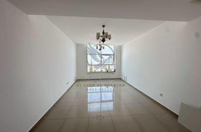 Apartment - 2 - 3 for rent in Al Khan Corniche - Al Khan - Sharjah
