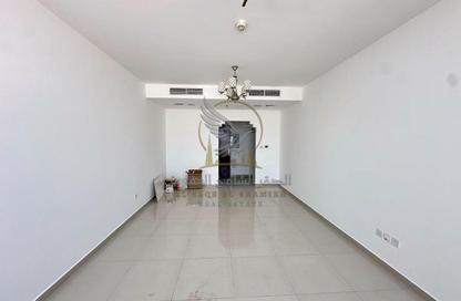 Apartment - 2 - 3 for rent in Al Khan Corniche - Al Khan - Sharjah