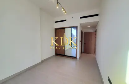 شقة - غرفة نوم - 2 حمامات للايجار في بن غاطي عنبر - منطقة 11 - قرية جميرا الدائرية - دبي