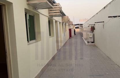 Labor Camp - Studio - 7+ Bathrooms for rent in Al Sajaa Industrial - Al Sajaa - Sharjah Labor Camp - Studio - 7+ Bathrooms for rent in Al Sajaa Industrial - Al Sajaa - Sharjah