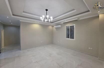 Villa - 4 - 5 for sale in Al Zaheya Gardens - Al Zahya - Ajman