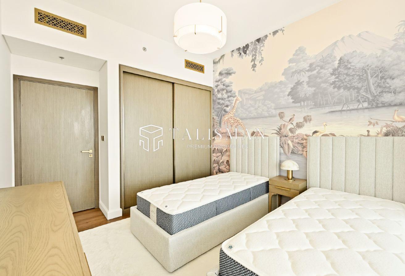 Full Palm View | Spacious Layout | Private Beach photo 15