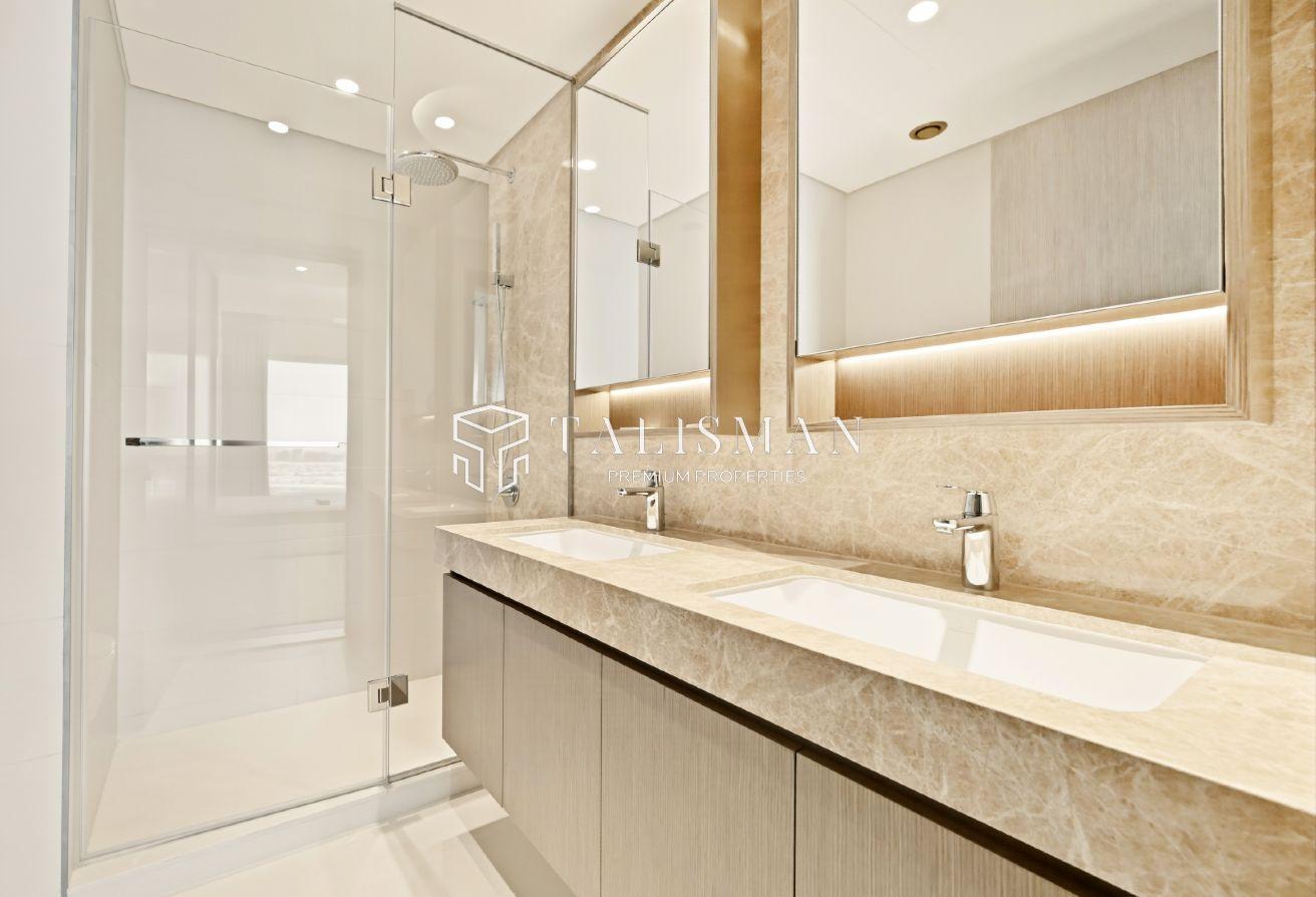 Full Palm View | Spacious Layout | Private Beach photo 22