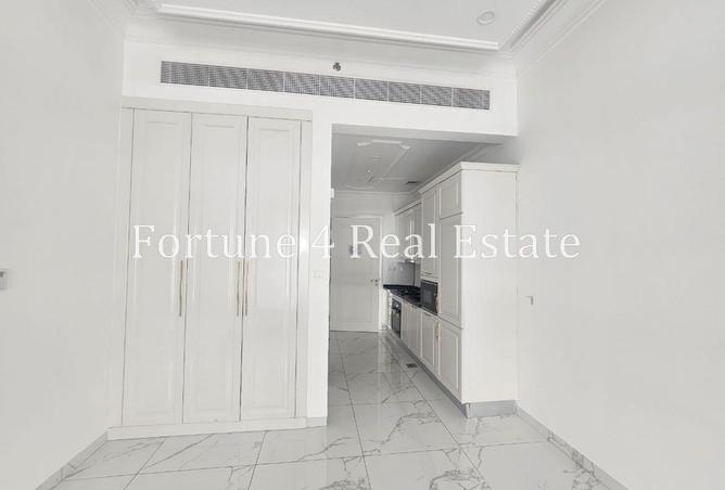 54945300 - Property Image 2