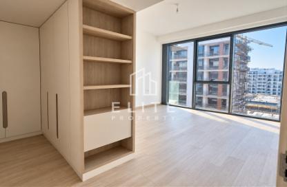 Apartment - 2 - 2 for rent in Koro One - Jumeirah Garden City - Al Satwa - Dubai