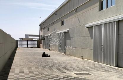 Warehouse - Studio for rent in Al Sajaa Industrial - Al Sajaa - Sharjah