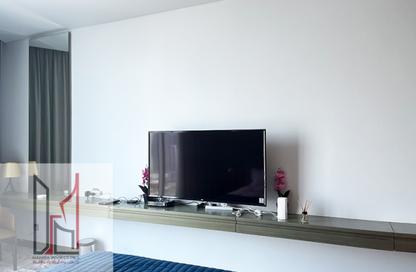 Apartment - Studio - 1 Bathroom for rent in Damac Maison Prive B - Damac Maison Prive - Business Bay - Dubai
