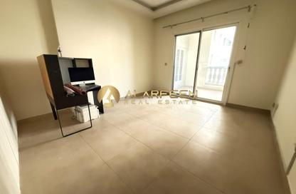 Apartment - 2 - 3 for rent in Plaza Residences 2 - Plaza Residences - District 13 - Jumeirah Village Circle - Dubai