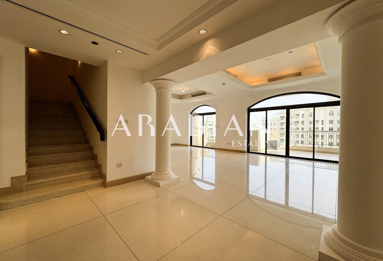 Golden Mile 2 | 3 Bed | Penthouse | Park view photo 4