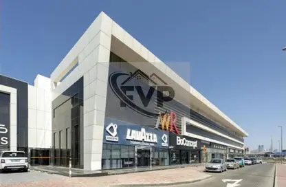 شقة - 2 غرف نوم - 3 حمامات للايجار في مبني إنفينيتي - شارع الشيخ زايد - دبي