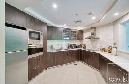 Apartment - 2 Bedrooms - 3 Bathrooms for sale in Al Anbara - Shoreline Apartments - Palm Jumeirah - Dubai