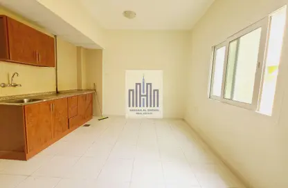 Apartment - Studio - 1 Bathroom for rent in Fire Station Road - Muwaileh - Sharjah
