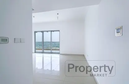 Apartment - Studio - 1 Bathroom for rent in Fairview Residency - Business Bay - Dubai