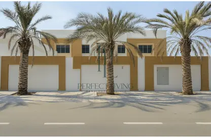 Villa - 4 Bedrooms - 5 Bathrooms for rent in Al Mizhar 3 - Al Mizhar - Dubai