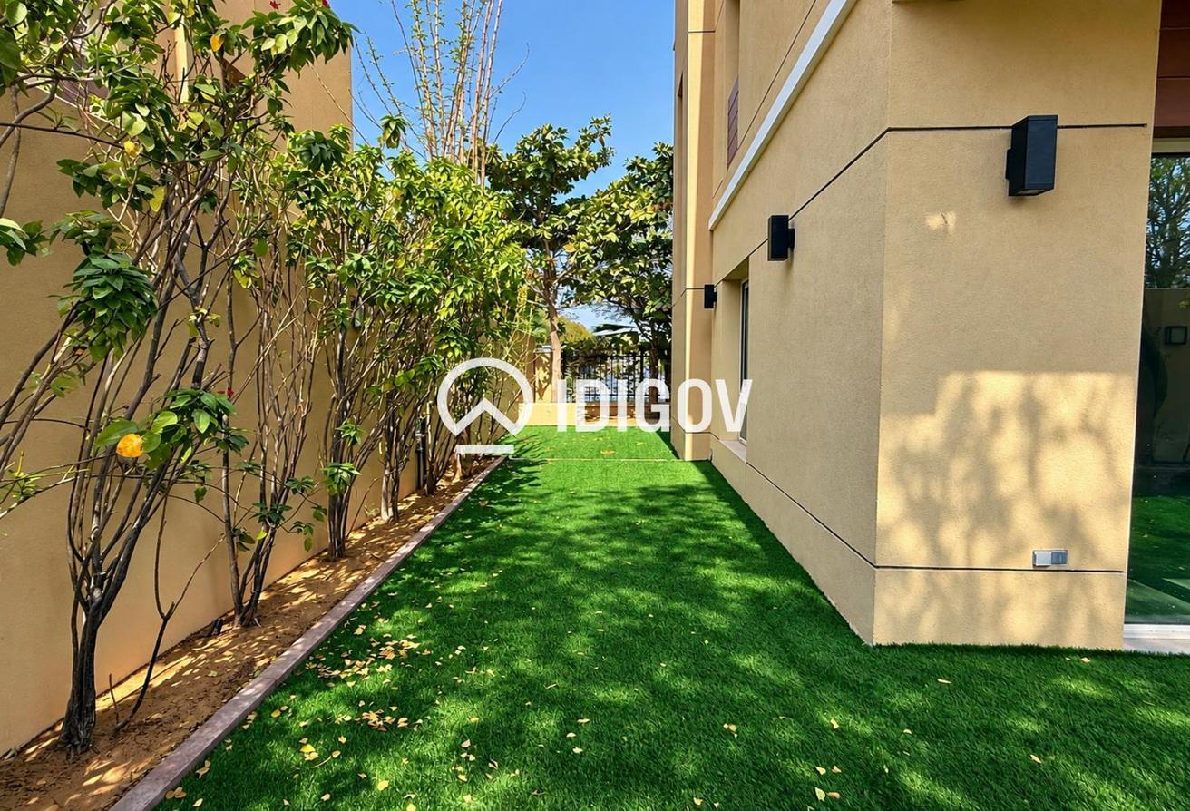 Single Row | Prime Location | Excellent Condition photo 17