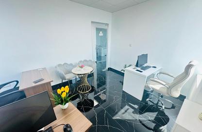 Office Space - Studio - 1 for rent in Fatima Mohammad Ahmad Bin Suleiman Building - Al Raffa - Bur Dubai - Dubai
