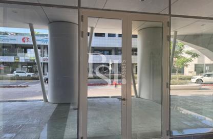 Retail - Studio for rent in Adnec Twin Towers - Capital Centre - Abu Dhabi