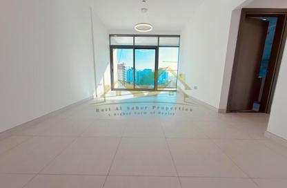 Apartment - 1 Bedroom - 2 Bathrooms for rent in Jumeirah Garden City - Al Satwa - Dubai