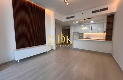 Apartment - 1 Bedroom - 2 Bathrooms for rent in The East Crest by Meteora - District 17 - Jumeirah Village Circle - Dubai