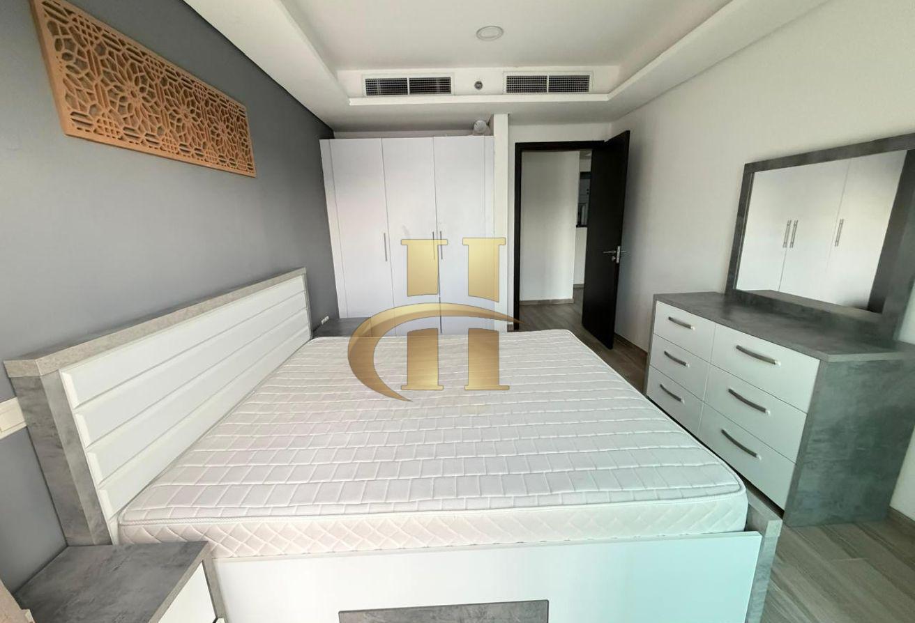 Fully furnished | Elegant | With Balcony photo 4