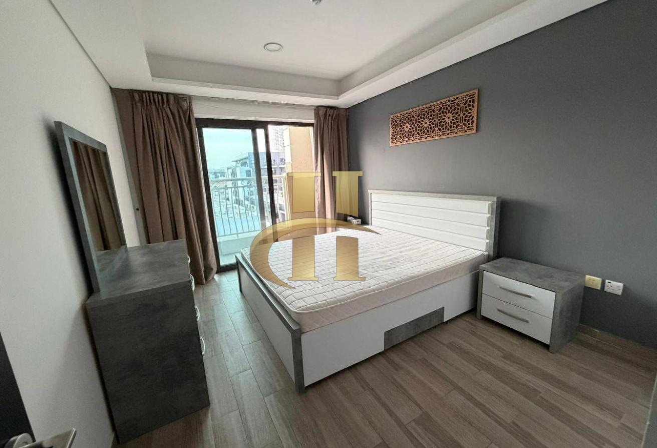 Fully furnished | Elegant | With Balcony photo 6