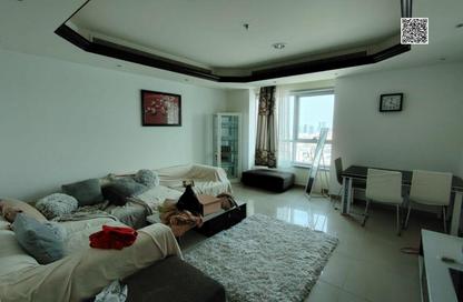 Apartment - 1 Bedroom - 1 Bathroom for rent in Corniche Tower - Ajman Corniche Road - Ajman
