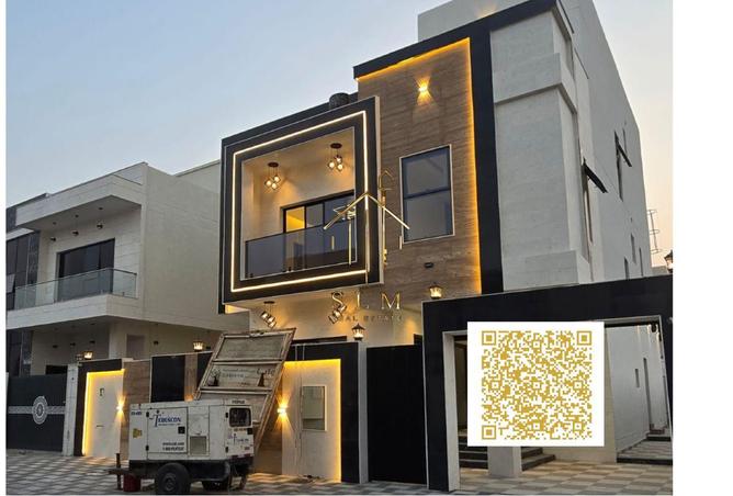 فيلا فاخرة أرضي + طابقين مع حمام سباحة خاص