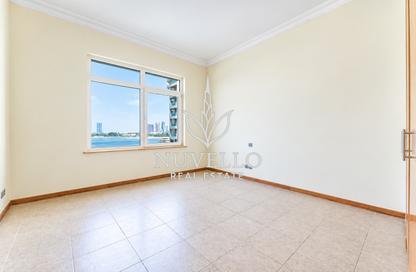 Apartment - 3 - 4 for rent in Al Hatimi - Shoreline Apartments - Palm Jumeirah - Dubai