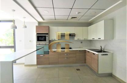 Villa - 4 - 6 for rent in Garden Lane Villas - District 15 - Jumeirah Village Circle - Dubai