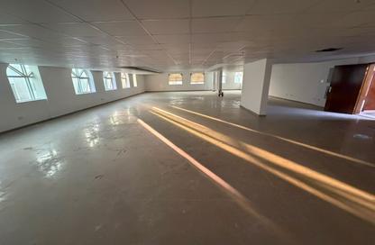 Office Space - Studio - 7+ for rent in Muwailih Building - Muwaileh - Sharjah