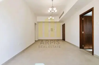 Apartment - 2 Bedrooms - 3 Bathrooms for rent in Astoria Building - Jumeirah Garden City - Al Satwa - Dubai