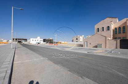 Villa - 4 Bedrooms - 5 Bathrooms for rent in Khalifa City A Villas - Khalifa City A - Khalifa City - Abu Dhabi