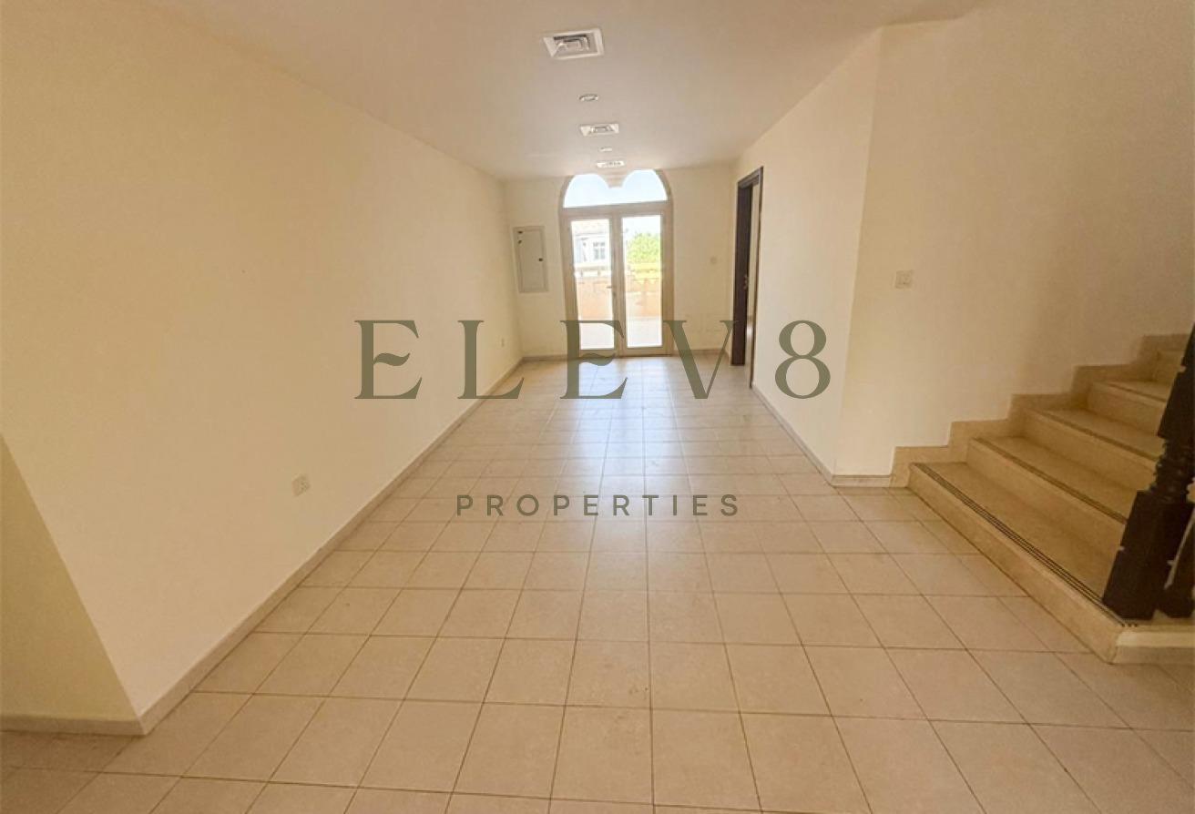 Independent 5BR Villa | Prime Living | Vacant photo 3