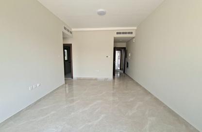 Apartment - 1 - 2 for rent in Fire Station Road - Muwaileh - Sharjah