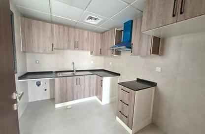 Apartment - 1 - 2 for rent in Fire Station Road - Muwaileh - Sharjah