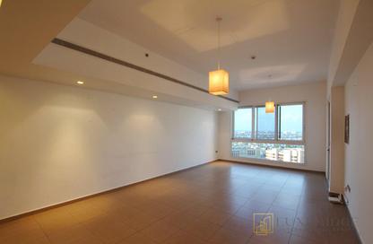 Apartment - 2 Bedrooms - 3 Bathrooms for rent in Marina Residences 2 - Marina Residences - Palm Jumeirah - Dubai