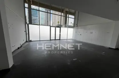 Shop - Studio for rent in Capital Golden Tower - Business Bay - Dubai