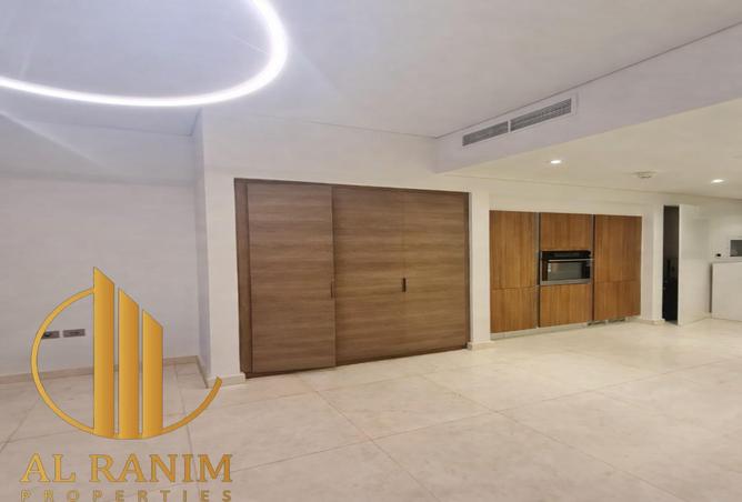 74624261 - Property Image 2