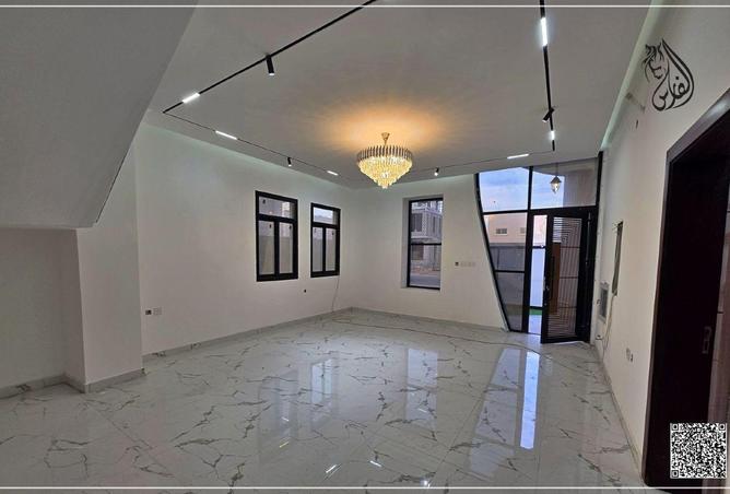 76180272 - Property Image 3