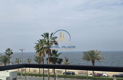 Apartment - 2 Bedrooms - 3 Bathrooms for rent in The 8 - The Crescent - Palm Jumeirah - Dubai