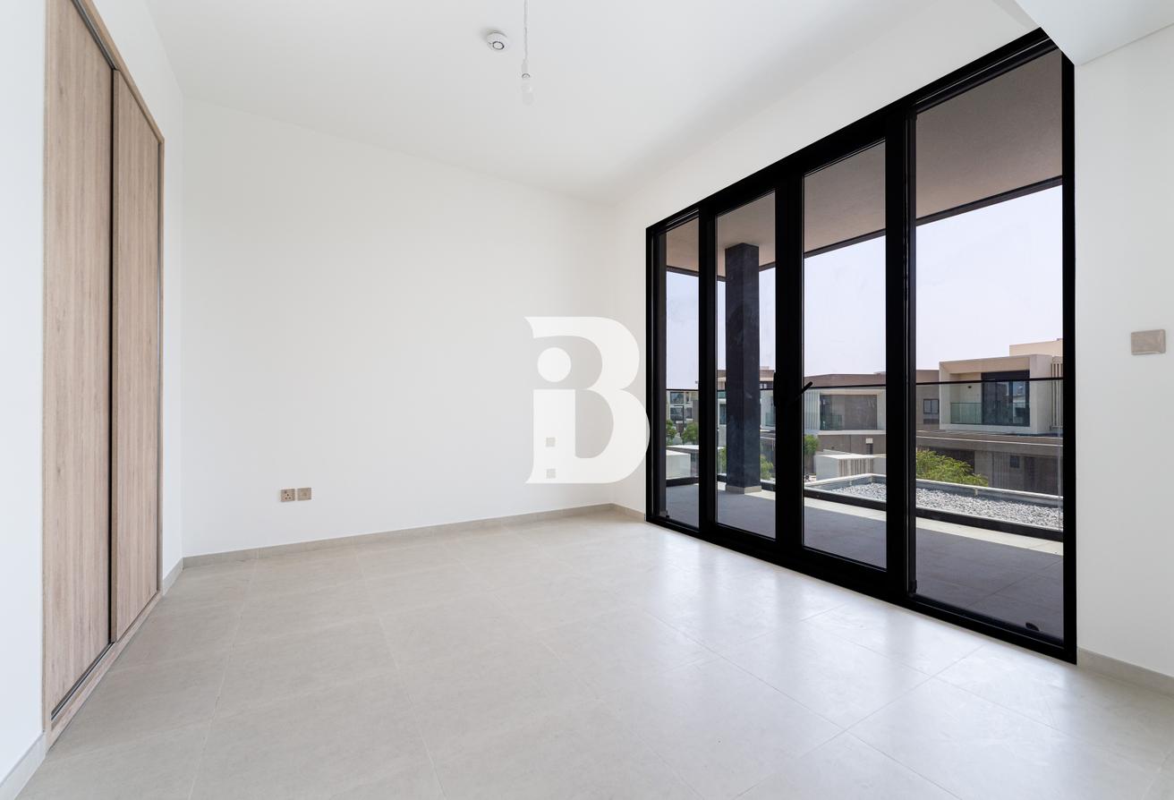 5 Bedroom Villa | Near to park | Multiple options photo 5