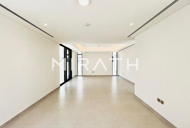 107305001 - Property Image 2