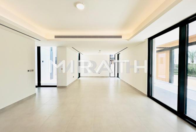 107305001 - Property Image 3