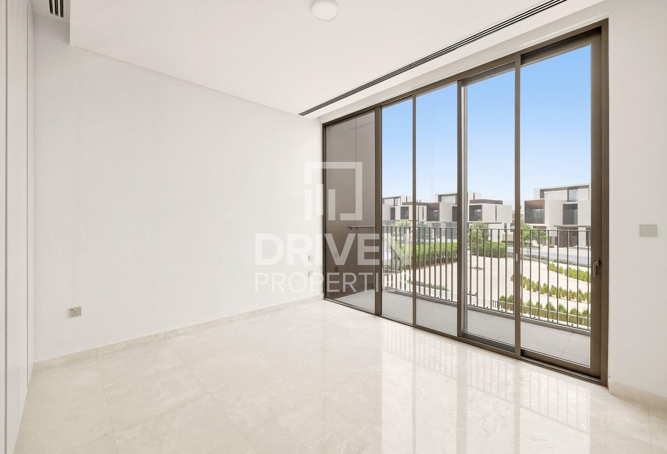 Landscaped | Corner Unit | Park Facing Villa photo 16