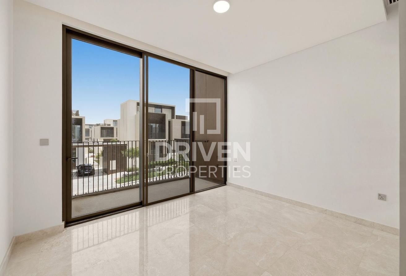 Landscaped | Corner Unit | Park Facing Villa photo 15