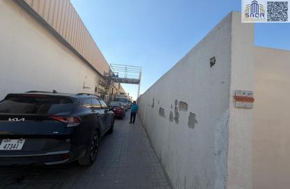 Labor Camp - Studio - 7+ for sale in Al Jurf Industrial 2 - Al Jurf Industrial - Ajman