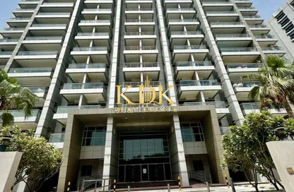 شقة - غرفة نوم - 2 حمامات للايجار في برج ميداليست - مدينة دبي الرياضية - دبي