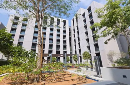 شقة - 2 غرف نوم - 3 حمامات للايجار في الطراز - حي نسيج - الجادة - الشارقة